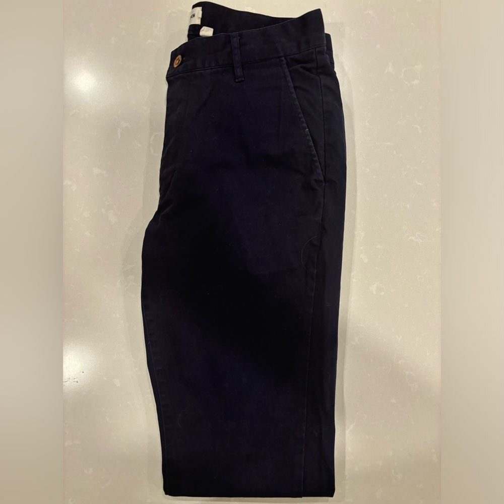 Taylor Stitch - Slim Fit Chinos 31/34 (Unhemmed) Navy Blue